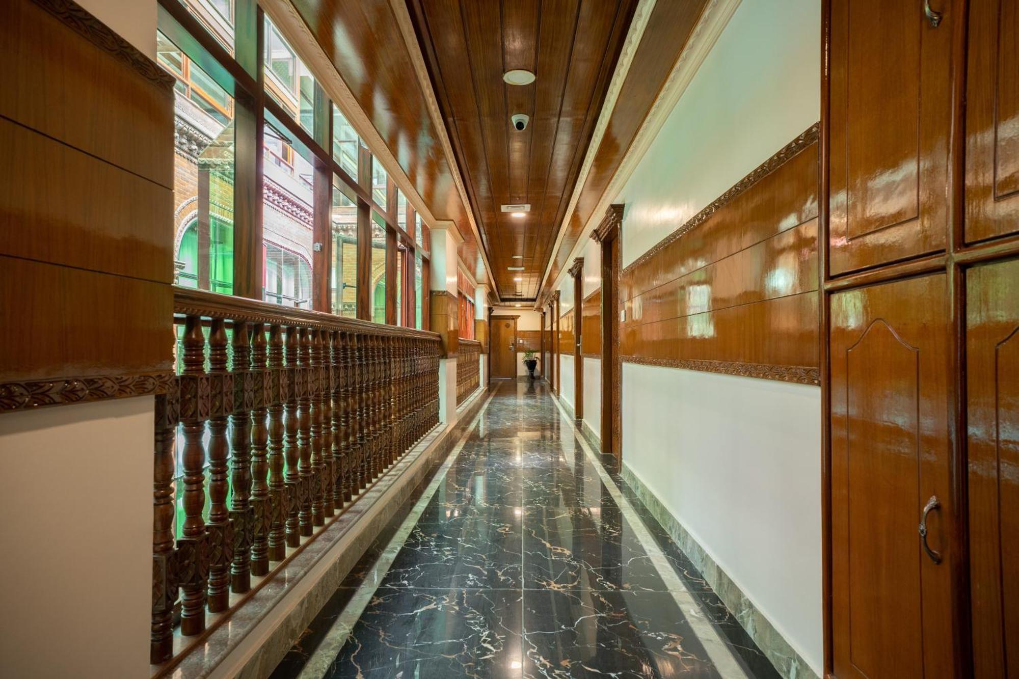 Surya Heritage Hotel Katmandú Exterior foto